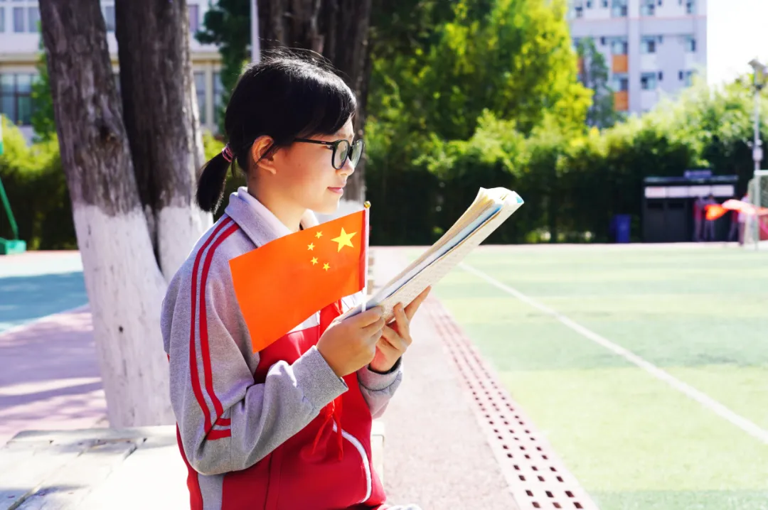 十个一 同筑梦 | 长水衡实中学师生为祖国华诞献礼