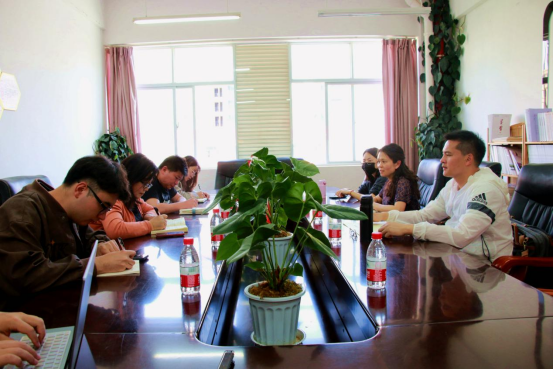 云南师范大学化学化工学院与云南长水实验中学呈贡校区签订教学研究实习协议并举行就业基地授牌仪式