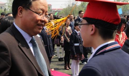 中国商网：激扬青春 放飞梦想——衡中成人礼精彩瞬间回放