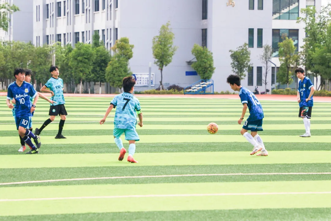 十个一 同筑梦 | 长水衡实中学师生为祖国华诞献礼