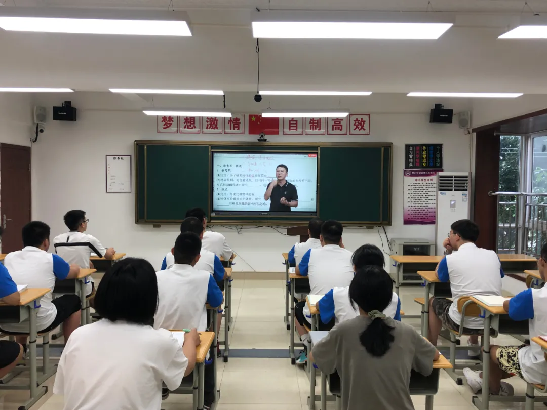 张韶维：发挥集团化办学最大效能，用心办好每一所学校