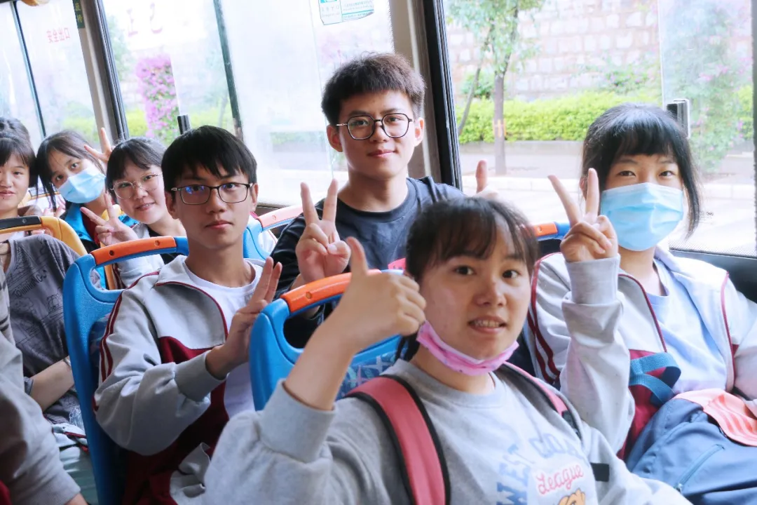 为梦护航 | 这样的送考仪式，您被暖到了吗？