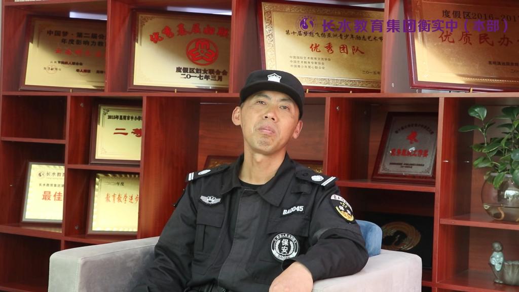 身边的榜样丨拾金不昧的衡实人