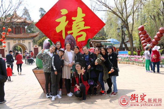 云南衡水实验中学喜迎“三八妇女节”
