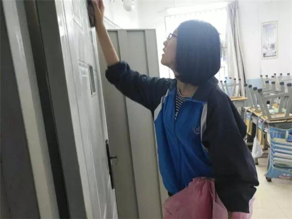 衡实动态 | 云南衡水实验中学开展了班级卫生大扫除评比活动