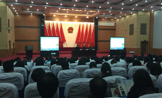 总校校长张文茂受邀参观昆明市呈贡区并作报告