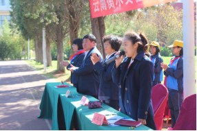 滇池校区隆重举行2015级少先队建队仪式