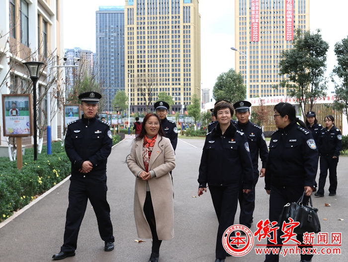 穿越光辉四十年 警民联手新征程
