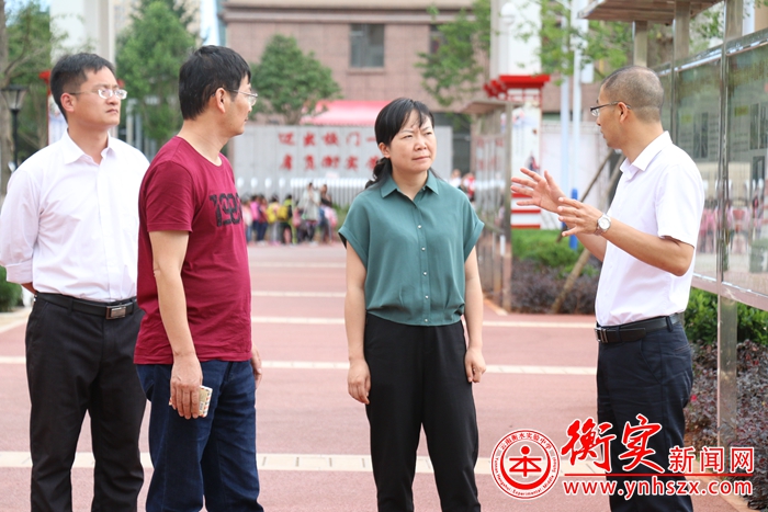 云南省保山市隆阳区一行领导莅临云南衡水实验中学参观考察