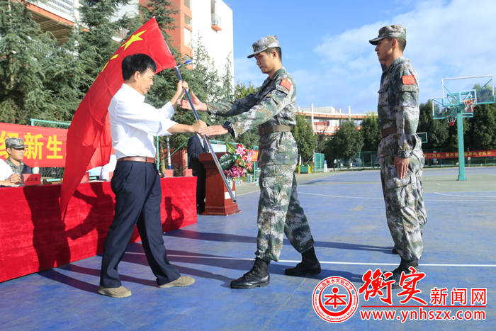云南衡水实验中学吹响军训集结号， 数千学子迎来入学磨炼意志第