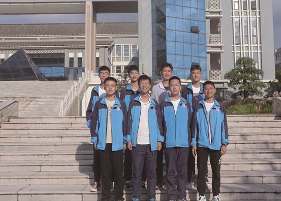 说明: D:\长水教育集团\新闻稿\公众号推文\10.21 9月份星级宿舍(学生事务部)\17.5x12.5cm相纸\高二1班男D213宿舍牌_01.jpg