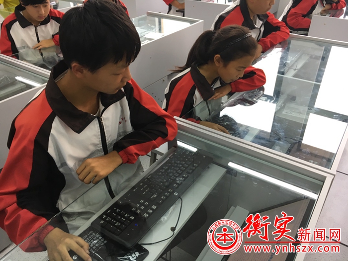 学校备考信息技术学业水平考试