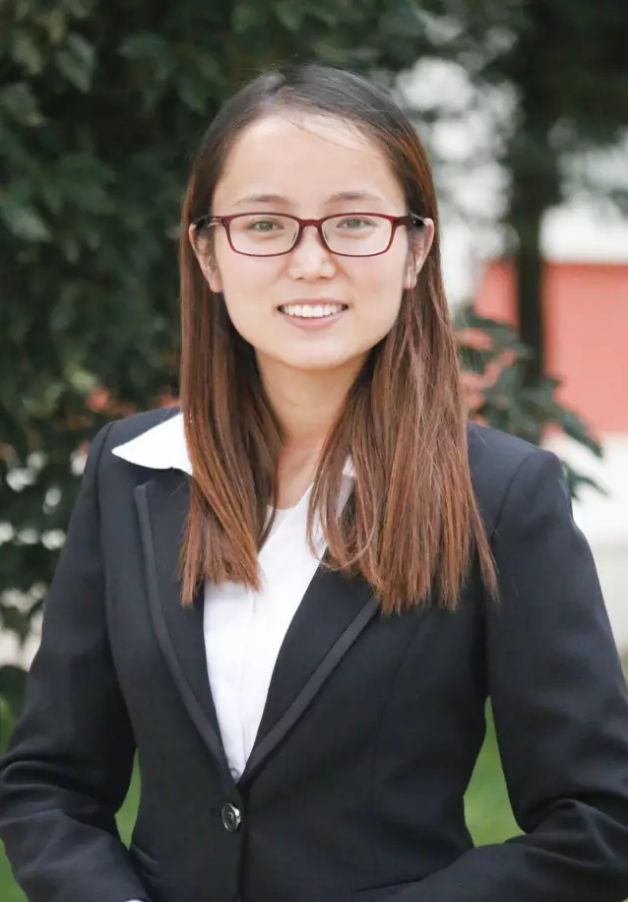 云南衡水实验中学李香婷老师教学感悟：合作、认真、改进、进步
