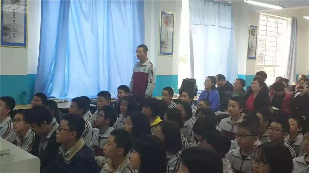 动态丨云南衡水实验中学滇池校区初一年级召开第二次家长会