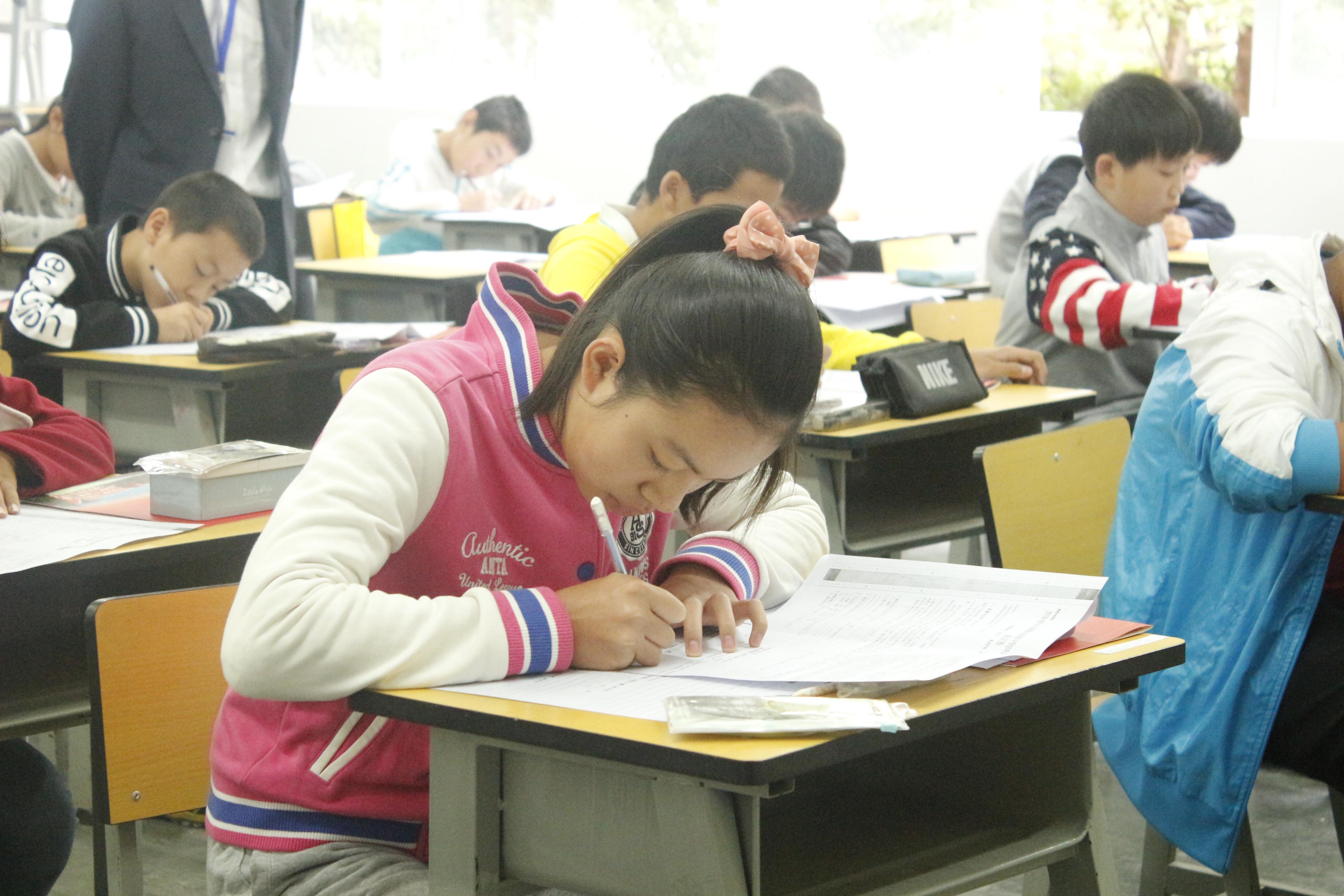 云南衡水实验中学新初一综合素质测验成功举行