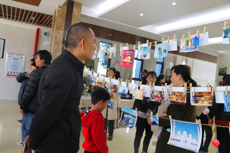 扬艺术文化，展衡实风采——云南玉溪衡水实验中学举行第二届校园艺术作品展