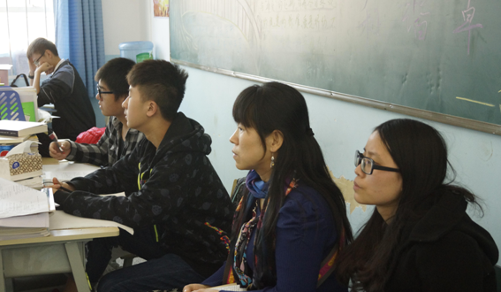 现场一：总校首席教师深入课堂一线指导教学