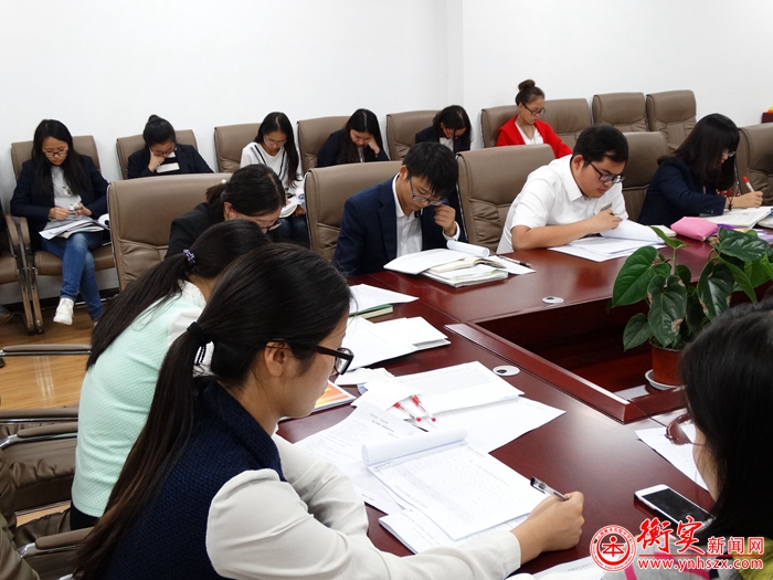 常怀危机意识，不断超越自己——学校高二年级第一次