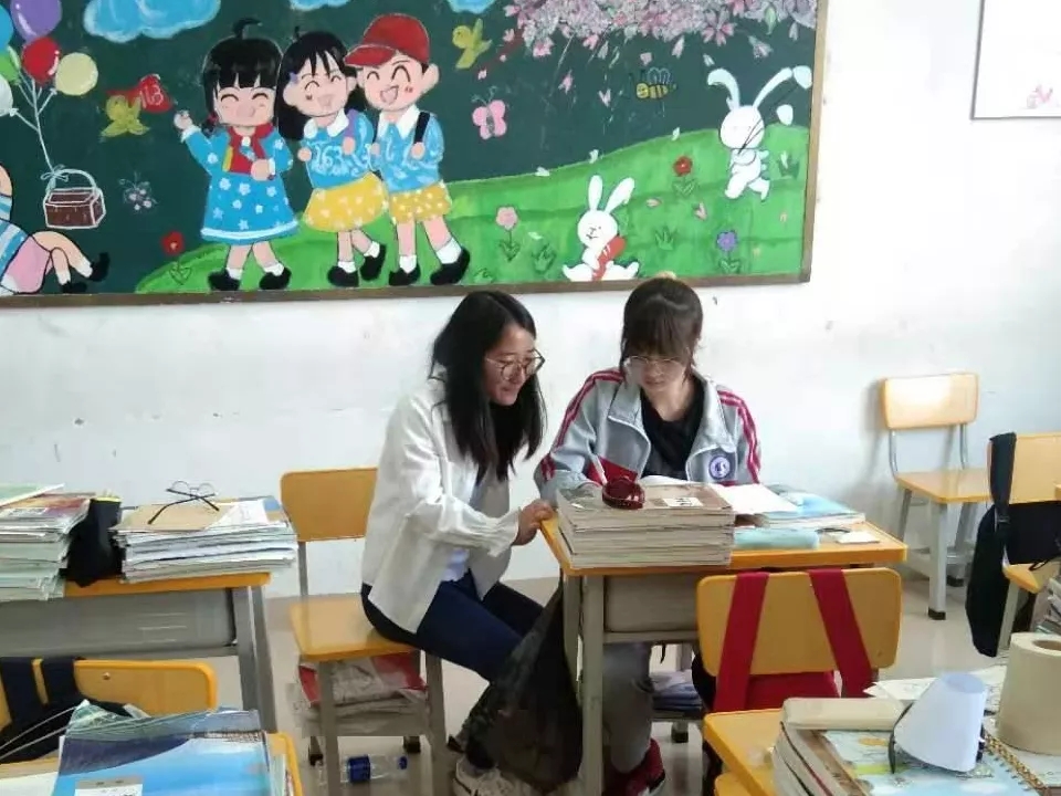【师生话衡实——教师专栏】刘丽娜：我与衡实共成长