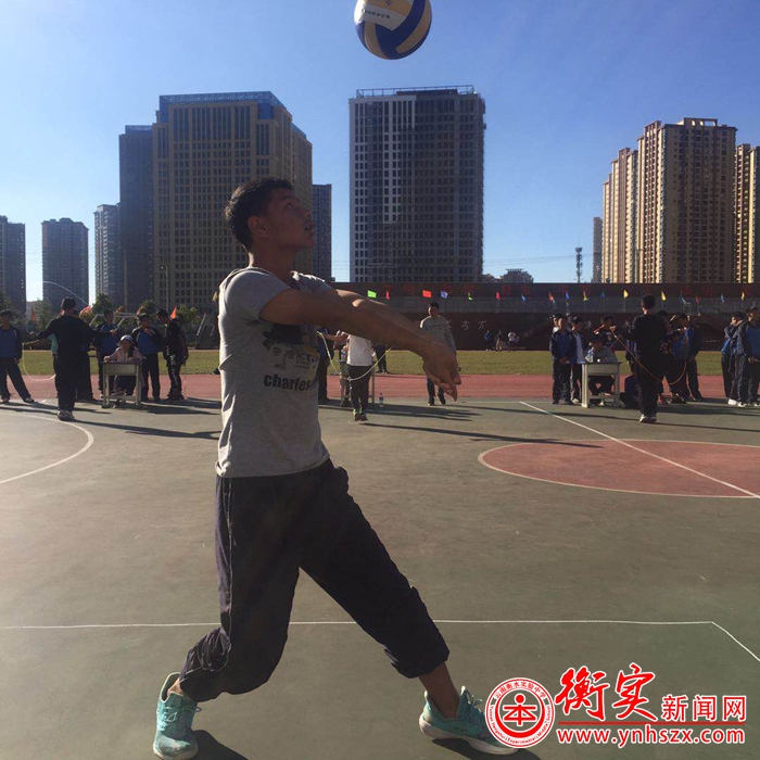 跑道上挥洒汗水的你们才是最美的风景——云南衡水实验中学中考体