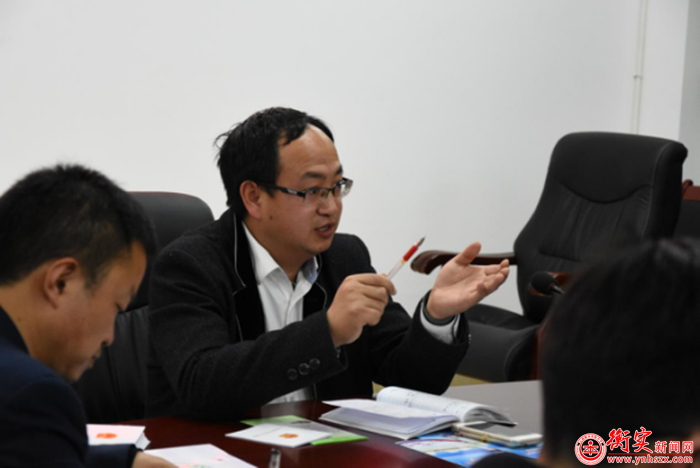 云南衡水实验中学召开班主任培训暨安全工作会议