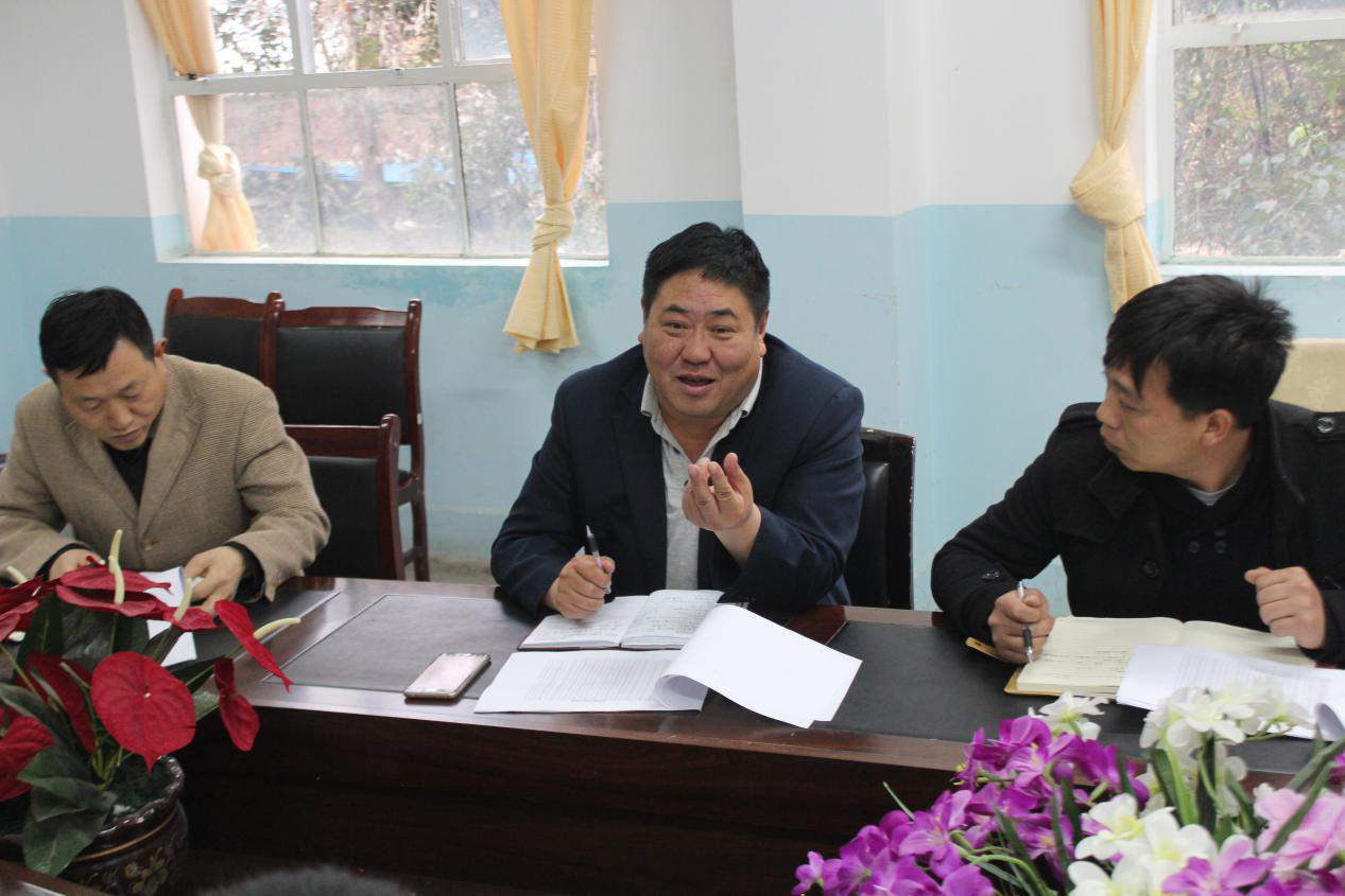 云南衡水实验中学高三艺体部召开第一次省统测班级质量分析大会